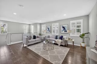 Photo #5: ML82017027 Listing