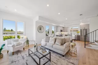 Photo #1: ML82017077 Listing 