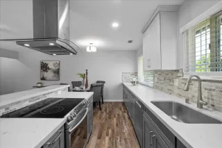 Photo #5: ML82017121 Listing 