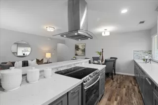 Photo #6: ML82017121 Listing 