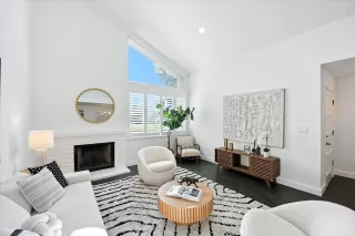 Photo #6: ML82017191 Listing