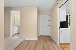 Photo #4: ML82017256 Listing 