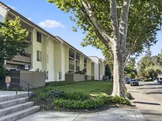 Photo #2: ML82017296 Listing