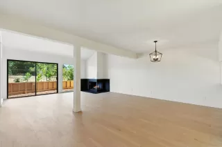 Photo #5: ML82017302 Listing 