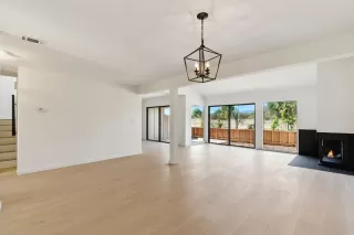 Photo #6: ML82017302 Listing 