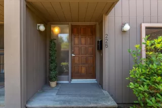 Photo #3: ML82017313 Listing 