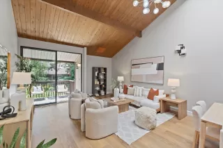 Photo #4: ML82017313 Listing 