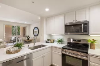 Photo #6: ML82017358 Listing