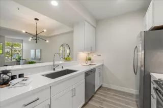 Photo #4: ML82017379 Listing 