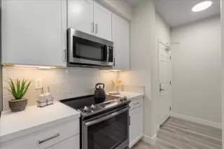 Photo #5: ML82017379 Listing 