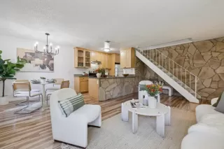 Photo #3: ML82017396 Listing 