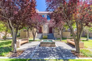 Browse active condo listings in CITY HOMES