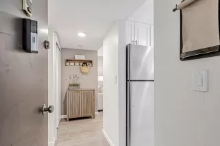 Photo #5: ML82017495 Listing 