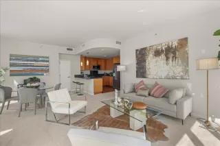 Photo #4: ML82017666 Listing