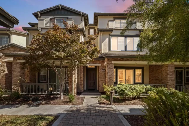 MLS: ML82017692 Condo For Sale