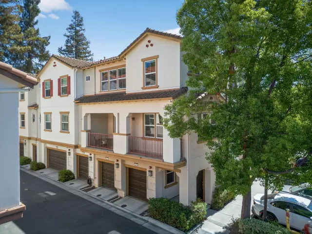 MLS: ML82017733 Condo For Sale