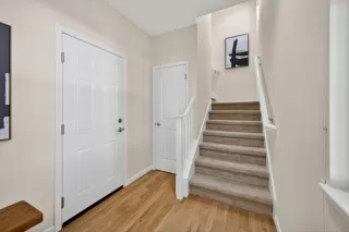 Photo #5: ML82017733 Listing 