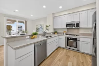 Photo #6: ML82017733 Listing 