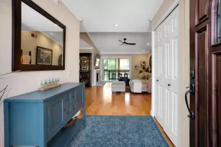 Photo #5: ML82017807 Listing 