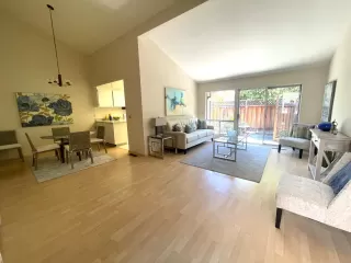 Photo #4: ML82017808 Listing 