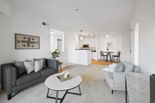 Photo #5: ML82017811 Listing 