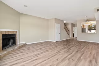 Photo #6: ML82017850 Listing 