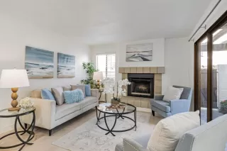 Photo #4: ML82017868 Listing 