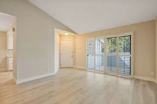 Photo #3: ML82017910 Listing