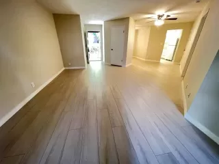 Photo #4: ML82017912 Listing 