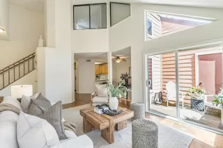 Photo #1: ML82018088 Listing 