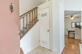 Photo #6: ML82018088 Listing 