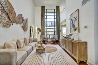 Photo #6: ML82018203 Listing 