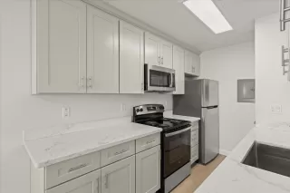 Photo #5: ML82018233 Listing 