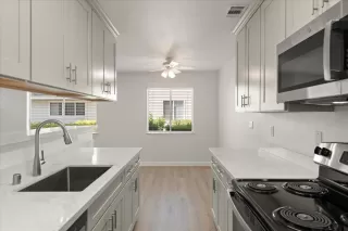 Photo #6: ML82018233 Listing 