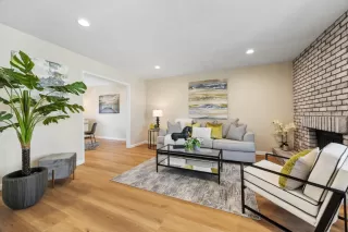 Photo #2: ML82018235 Listing 