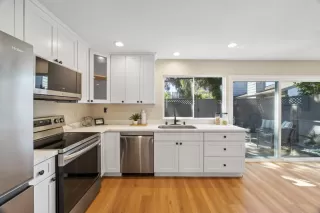 Photo #4: ML82018235 Listing 