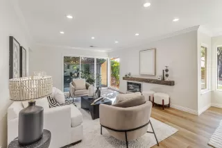 Photo #5: ML82018359 Listing 