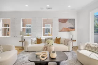 Photo #5: ML82018366 Listing 