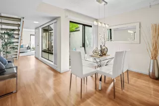 Photo #3: ML82018380 Listing 