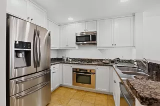 Photo #6: ML82018389 Listing 