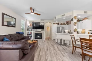 Photo #3: ML82018405 Listing