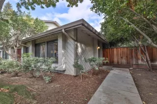 Photo #2: ML82018434 Listing