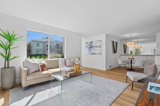 Photo #4: ML82018437 Listing 