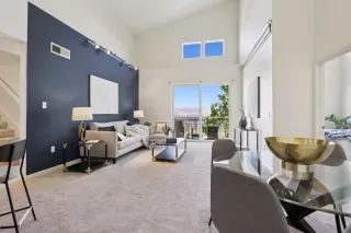 Photo #3: ML82018462 Listing 