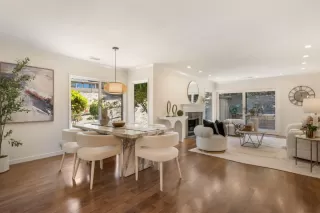 Photo #4: ML82018540 Listing 