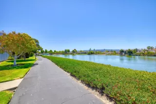 Photo #5: ML82018571 Listing