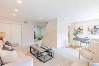 Photo #6: ML82018631 Listing