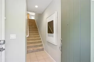 Photo #5: ML82018675 Listing 