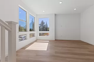 Photo #6: ML82018683 Listing