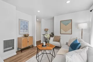 Photo #2: ML82018700 Listing 